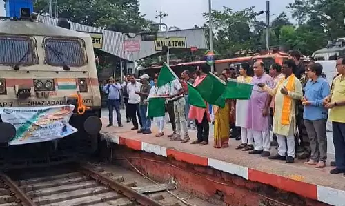 Sairang-Anand बिहार जाने वाली राजधानी इस बार मालदा में रुकेगी