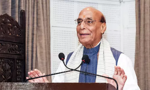 रक्षा मंत्री राजनाथ सिंह ने रक्षा खरीद नियमावली 2025 को दी मंजूरी रक्षा मंत्री राजनाथ सिंह ने रक्षा खरीद नियमावली 2025 को दी मंजूरी