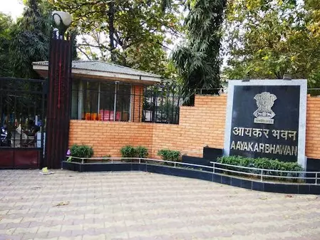 ITR दाखिल करने की अंतिम तिथि नहीं बढ़ाई गई, आयकर विभाग ने फर्जी खबर का किया खंडन ITR दाखिल करने की अंतिम तिथि नहीं बढ़ाई गई, आयकर विभाग ने फर्जी खबर का किया खंडन