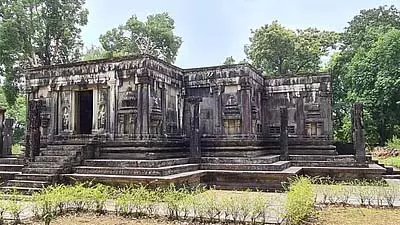 शरावती विद्युत परियोजना संरक्षित स्मारकों को नष्ट कर देगी: कार्यकर्ता शरावती विद्युत परियोजना संरक्षित स्मारकों को नष्ट कर देगी: कार्यकर्ता
