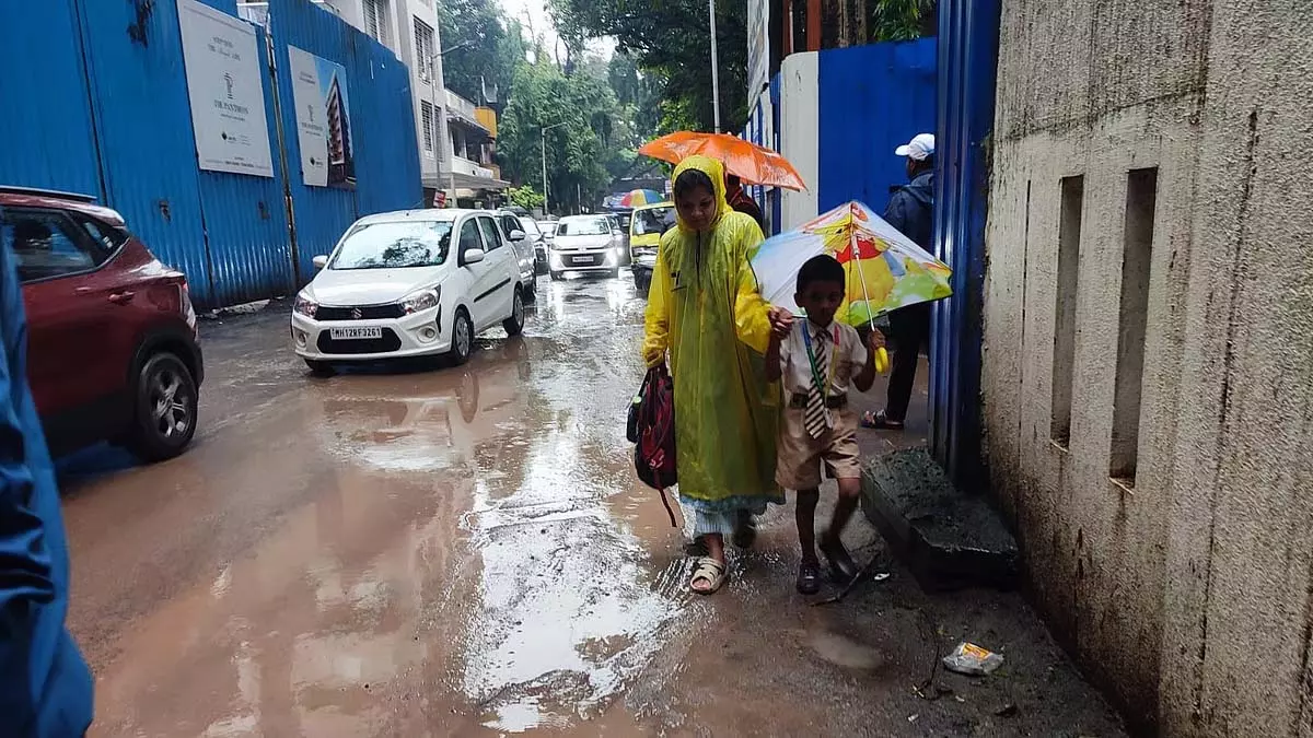 पुणे में भारी बारिश: आईएमडी ने अगले 3 घंटों के लिए ऑरेंज अलर्ट जारी किया पुणे में भारी बारिश: आईएमडी ने अगले 3 घंटों के लिए ऑरेंज अलर्ट जारी किया