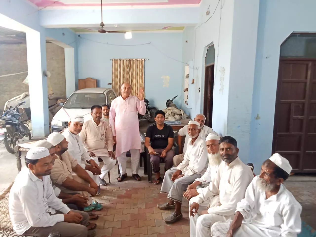 Saharanpur: जनता की उन्नति हेतु यूपी को चार भागों में बांटने की अपील Saharanpur: जनता की उन्नति हेतु यूपी को चार भागों में बांटने की अपील