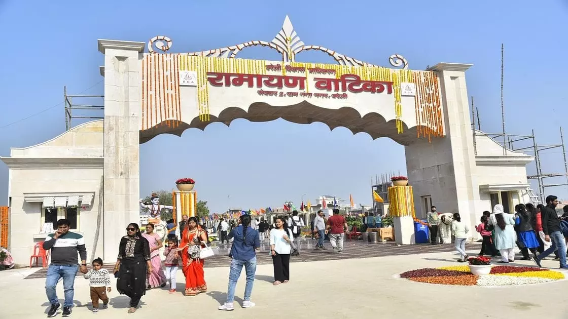 Bareilly: जनता के लिए रामायण वाटिका की अनोखी पेशकश Bareilly: जनता के लिए रामायण वाटिका की अनोखी पेशकश