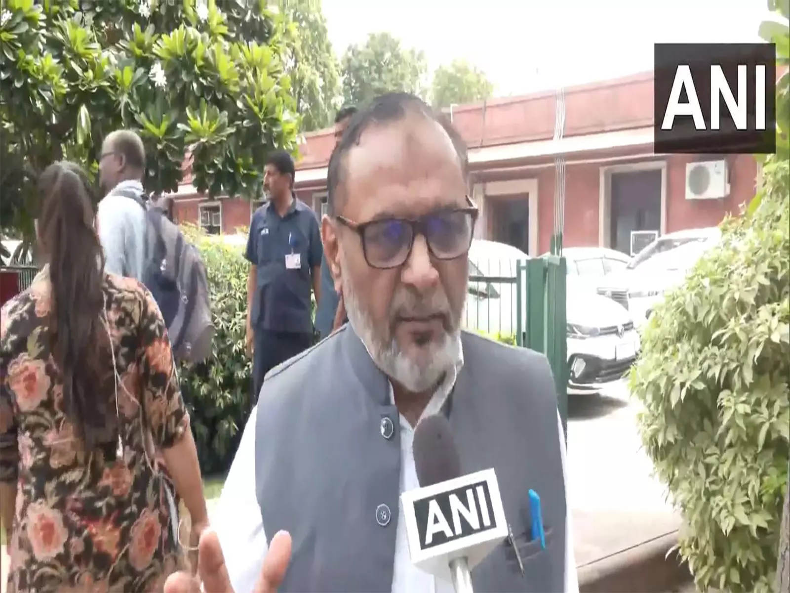याचिकाकर्ताओं ने वक्फ अधिनियम के कुछ प्रावधानों पर सुप्रीम कोर्ट के स्थगन का किया स्वागत याचिकाकर्ताओं ने वक्फ अधिनियम के कुछ प्रावधानों पर सुप्रीम कोर्ट के स्थगन का किया स्वागत