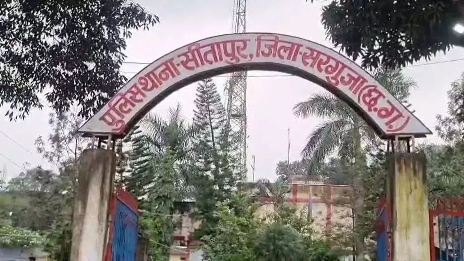 गौहत्या का सिलसिला जारी, राजापुर में गौमांस के साथ आरोपी गिरफ्तार गौहत्या का सिलसिला जारी, राजापुर में गौमांस के साथ आरोपी गिरफ्तार