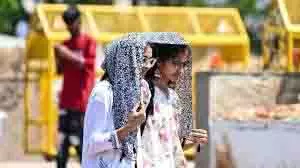 गाजियाबाद में भीषण गर्मी का प्रकोप, IMD ने दी राहत की जानकारी गाजियाबाद में भीषण गर्मी का प्रकोप, IMD ने दी राहत की जानकारी