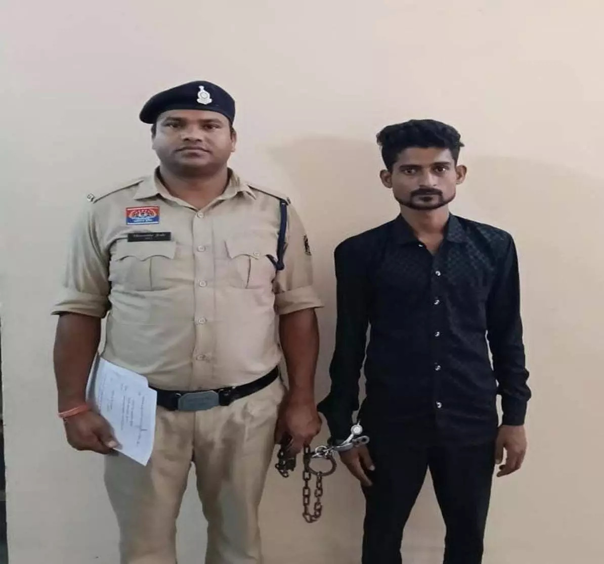 रायपुर में चाइल्ड पोर्नोग्राफी का आरोपी गिरफ्तार रायपुर में चाइल्ड पोर्नोग्राफी का आरोपी गिरफ्तार