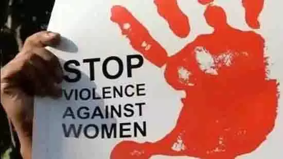 Bengal: सरकारी अस्पताल में संविदाकर्मी ने प्रबंधक पर लगाया बलात्कार का आरोप Bengal: सरकारी अस्पताल में संविदाकर्मी ने प्रबंधक पर लगाया बलात्कार का आरोप
