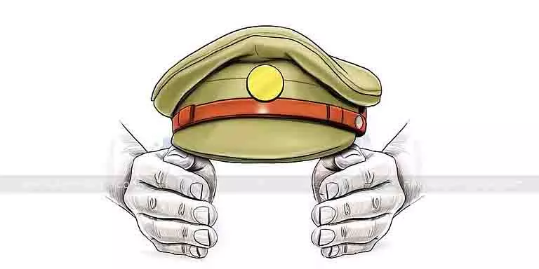स्कूल निदेशक ने दवा बनाना सीखने के लिए 2 लाख रुपये दिए: Telangana police स्कूल निदेशक ने दवा बनाना सीखने के लिए 2 लाख रुपये दिए: Telangana police