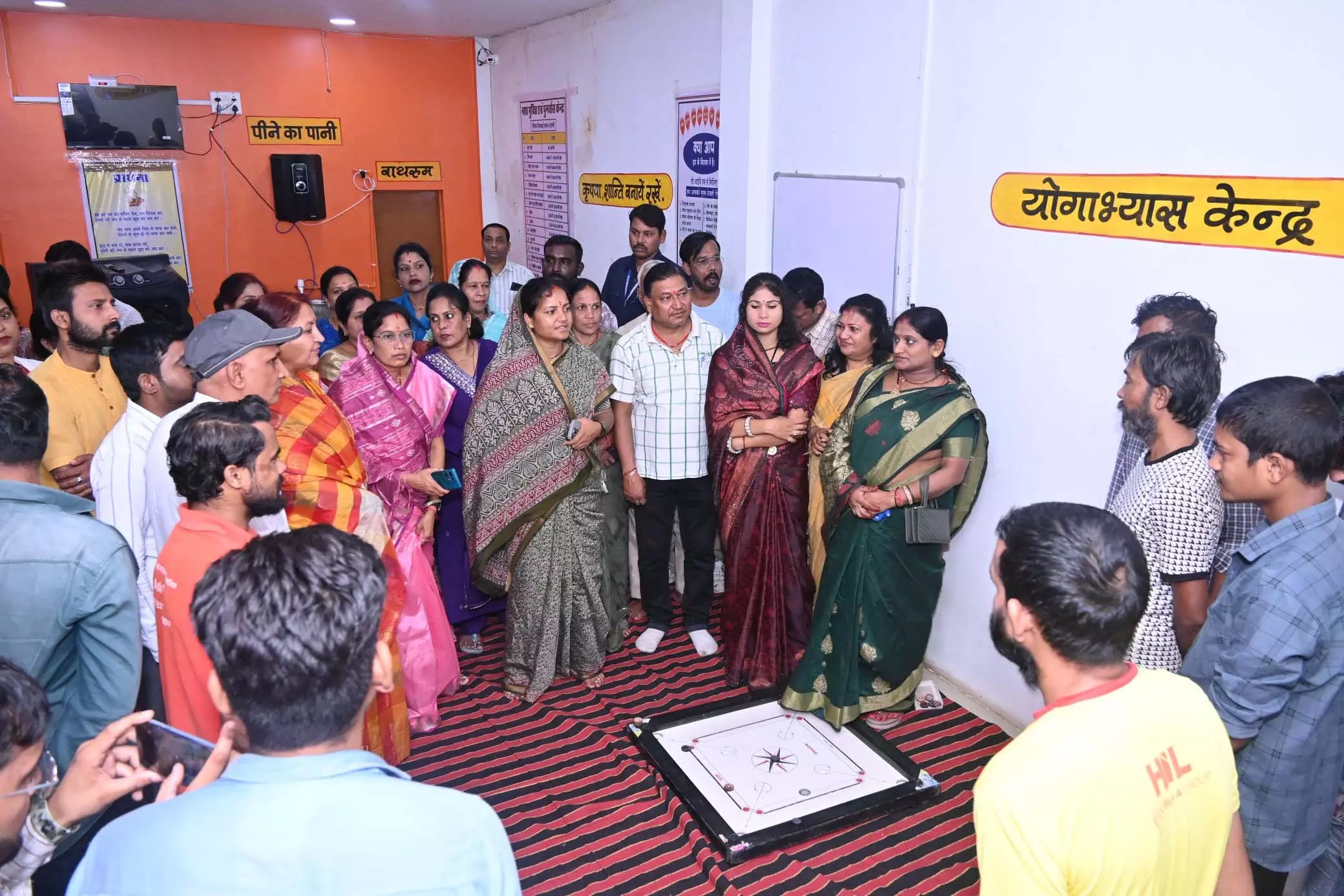 नशामुक्ति केंद्र का निरीक्षण: मंत्री लक्ष्मी रजवाड़े ने व्यवस्थाओं का लिया जायजा नशामुक्ति केंद्र का निरीक्षण: मंत्री लक्ष्मी रजवाड़े ने व्यवस्थाओं का लिया जायजा