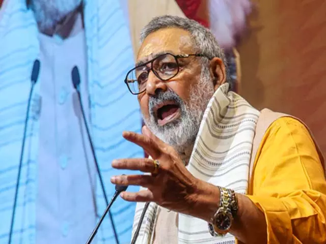 सुप्रीम कोर्ट के अंतरिम आदेश का सत्तापक्ष ने किया स्वागत, गिरिराज सिंह बोले- सरकार की जीत सुप्रीम कोर्ट के अंतरिम आदेश का सत्तापक्ष ने किया स्वागत, गिरिराज सिंह बोले- सरकार की जीत