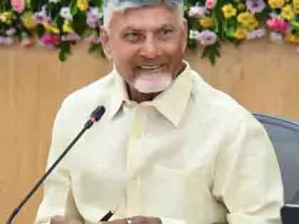 यूरिया कम इस्तेमाल करने वाले किसानों को मिलेगा प्रोत्साहन: आंध्र प्रदेश CM यूरिया कम इस्तेमाल करने वाले किसानों को मिलेगा प्रोत्साहन: आंध्र प्रदेश CM