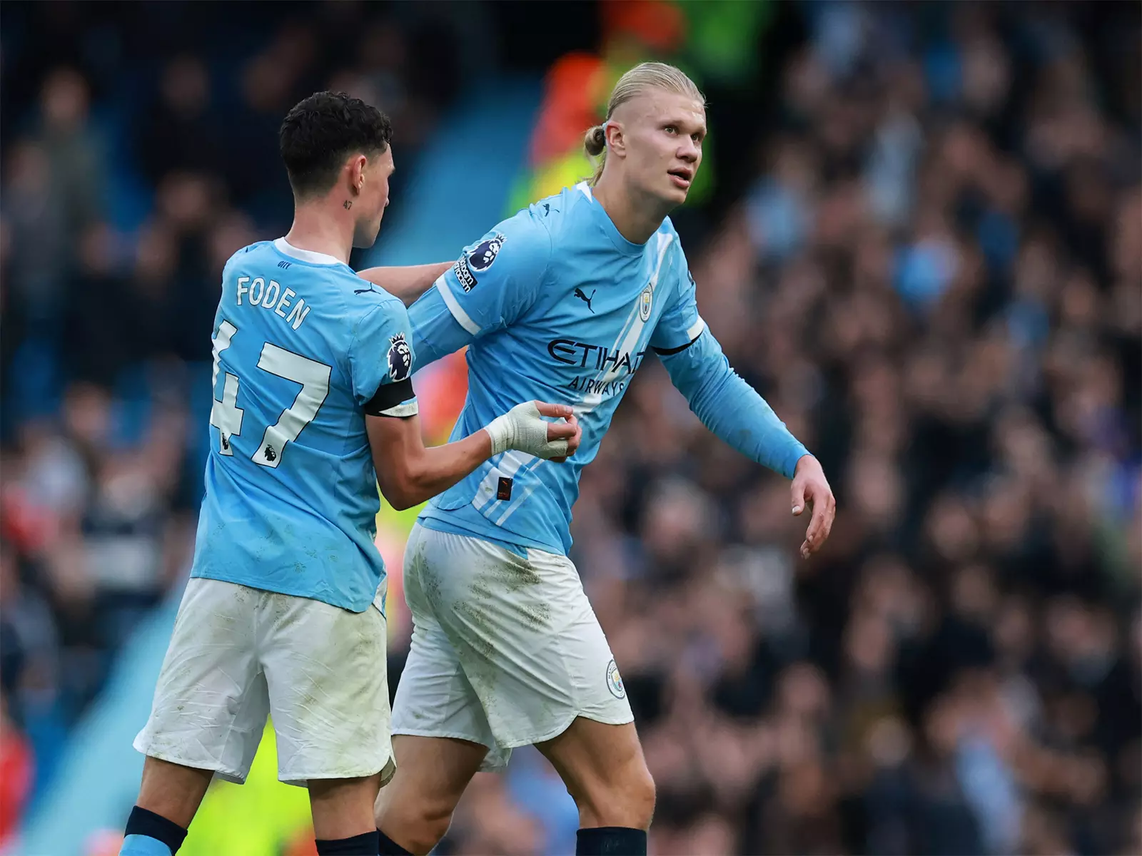Manchester Derby: हालैंड के दोहरे गोल से सिटी डर्बी में विजयी, फोडेन की वापसी पर चमक Manchester Derby: हालैंड के दोहरे गोल से सिटी डर्बी में विजयी, फोडेन की वापसी पर चमक