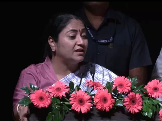 दिल्ली में अभियंता दिवस पर सीएम रेखा गुप्ता ने पीडब्ल्यूडी कैडर और इंटर्नशिप कार्यक्रम की घोषणा दिल्ली में अभियंता दिवस पर सीएम रेखा गुप्ता ने पीडब्ल्यूडी कैडर और इंटर्नशिप कार्यक्रम की घोषणा