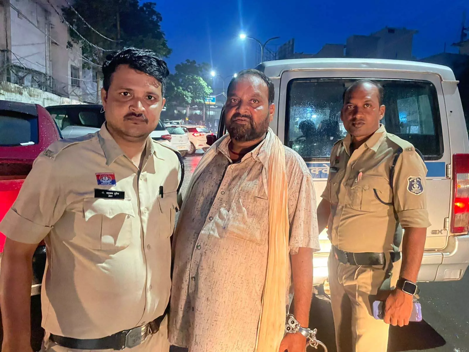 चेक बाउंस मामले में प्रेमलाल साहू को 6 माह की सजा और ₹9 लाख लौटाने का आदेश चेक बाउंस मामले में प्रेमलाल साहू को 6 माह की सजा और ₹9 लाख लौटाने का आदेश