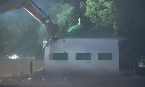 प्रशासन की कार्रवाई, राष्ट्रीय राजमार्ग से हटाए गए दो धार्मिक स्थल प्रशासन की कार्रवाई, राष्ट्रीय राजमार्ग से हटाए गए दो धार्मिक स्थल