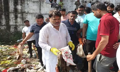 Gwalior: तोमर की अगुआई में हुआ स्वास्थ्य अभियान रन Gwalior: तोमर की अगुआई में हुआ स्वास्थ्य अभियान रन