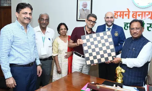 ग्रैंडमास्टर प्रवीण महादेव थिप्से रायपुर पहुंचे, CM साय से की मुलाकात