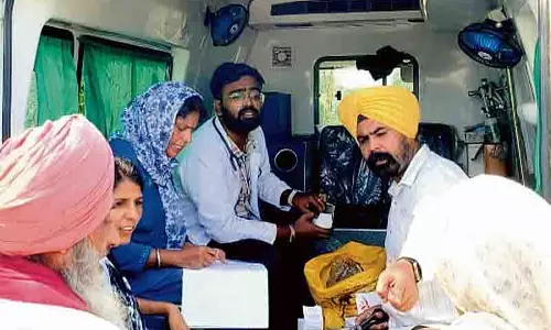 स्वास्थ्य विभाग ने बारिश प्रभावित Kapurthala में 15 दिवसीय चिकित्सा अभियान शुरू किया स्वास्थ्य विभाग ने बारिश प्रभावित Kapurthala में 15 दिवसीय चिकित्सा अभियान शुरू किया