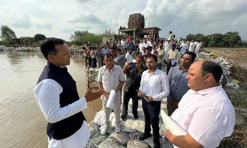 Haryana : यमुना तटबंधों को मजबूत करें कुरुक्षेत्र के सांसद ने अधिकारियों से कहा Haryana : यमुना तटबंधों को मजबूत करें कुरुक्षेत्र के सांसद ने अधिकारियों से कहा