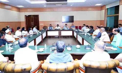 कॉलेजों की हड़ताल के बाद Telangana सरकार ने 1,200 करोड़ रुपये का बकाया चुकाने की पहल की