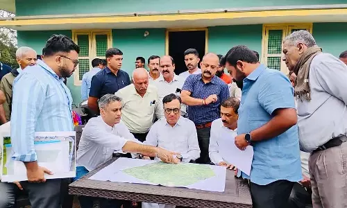 Kodagu : अजय माकन ने खेल प्रशिक्षण छात्रावास की स्थापना के लिए भूमि का निरीक्षण किया