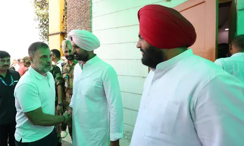 कांग्रेस MP राहुल गांधी पंजाब पहुंचे कांग्रेस MP राहुल गांधी पंजाब पहुंचे