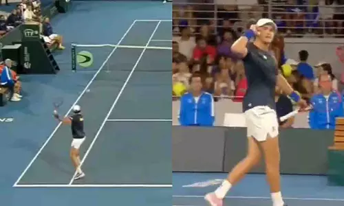 Davis Cup: फोंसेका का कमाल, त्सित्सिपास रह गए हैरान Davis Cup: फोंसेका का कमाल, त्सित्सिपास रह गए हैरान