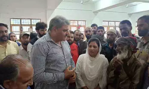 MLA ने भू-धंसाव पीड़ितों के लिए 10 लाख रुपये की घोषणा की MLA ने भू-धंसाव पीड़ितों के लिए 10 लाख रुपये की घोषणा की