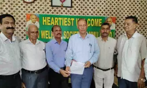TWS ने बाढ़ प्रभावित लोगों के बीच आवश्यक वस्तुएं वितरित कीं TWS ने बाढ़ प्रभावित लोगों के बीच आवश्यक वस्तुएं वितरित कीं