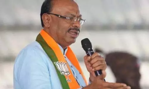 Revenue Minister ने न्यू नागपुर परियोजना में किसानों को भूमि के लिए मुआवजे का आश्वासन दिया Revenue Minister ने न्यू नागपुर परियोजना में किसानों को भूमि के लिए मुआवजे का आश्वासन दिया