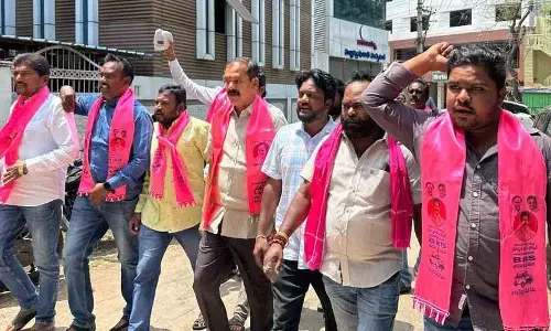कादियाम श्रीहरि को थोड़ी भी शर्म है तो इस्तीफा दे दें: Dasyam Vinay Bhaskar कादियाम श्रीहरि को थोड़ी भी शर्म है तो इस्तीफा दे दें: Dasyam Vinay Bhaskar