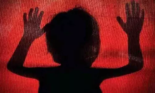 Medak: 2 साल की बच्ची हत्या मामले में मां और प्रेमी गिरफ्तार