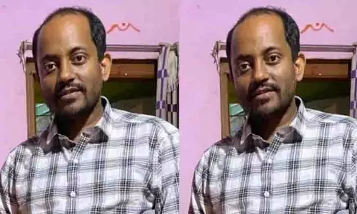 Odisha: फर्जी प्रमाण पत्र पर नौकरी, लेक्चरर बर्खास्त Odisha: फर्जी प्रमाण पत्र पर नौकरी, लेक्चरर बर्खास्त