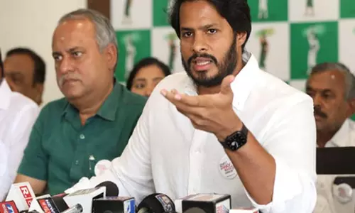 निखिल कुमारस्वामी ने कर्नाटक सरकार पर साधा निशाना, भारी बारिश के बाद राहत कार्यों पर उठाए सवाल