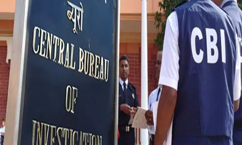 पूर्व मंत्री के करीबी रिश्तेदारों के ठिकानों पर सीबीआई की छापेमारी