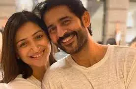 Gauri Pradhan: जानिए हितेन तेजवानी और गौरी प्रधान का रील से रियल लाइफ तक का सफर Gauri Pradhan: जानिए हितेन तेजवानी और गौरी प्रधान का रील से रियल लाइफ तक का सफर