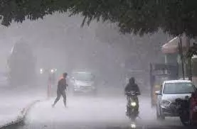 Jharkhand : तूफान के साथ भारी बारिश का अलर्ट Jharkhand : तूफान के साथ भारी बारिश का अलर्ट