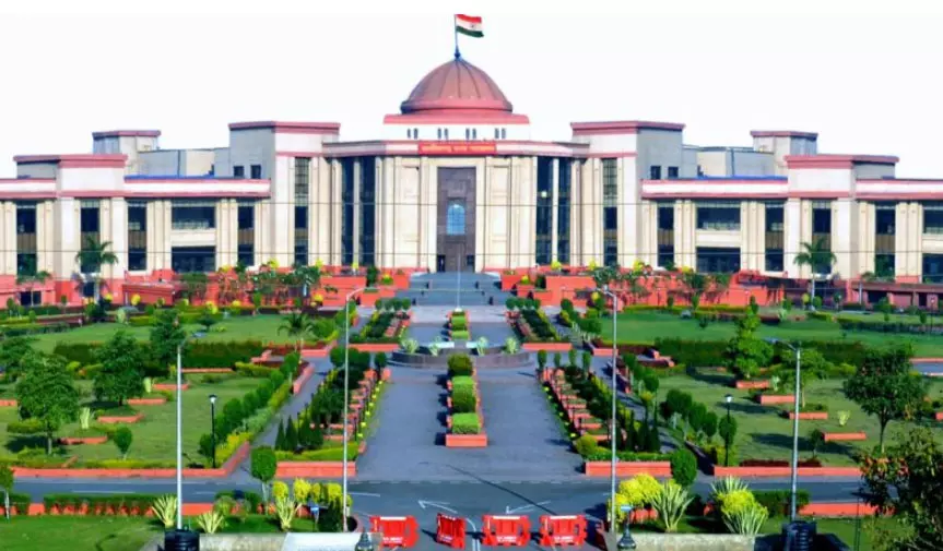 चैतन्य बघेल ने वसूली से मिले 16 करोड़ 70 लाख को रियल एस्टेट प्रोजेक्ट में लगाया चैतन्य बघेल ने वसूली से मिले 16 करोड़ 70 लाख को रियल एस्टेट प्रोजेक्ट में लगाया