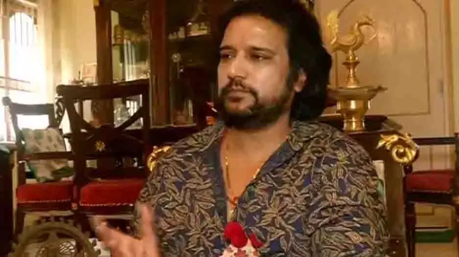 Odisha: अभिनेता बुद्धादित्य मोहंती गंभीर रूप से बीमार, अस्पताल में भर्ती Odisha: अभिनेता बुद्धादित्य मोहंती गंभीर रूप से बीमार, अस्पताल में भर्ती