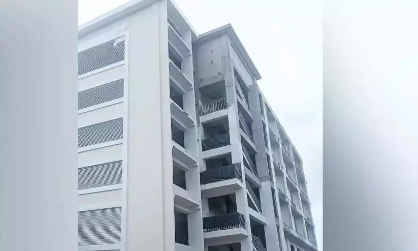 Kerala : छह मंजिला थुरवूर तालुक अस्पताल भवन तैयार हो रहा है Kerala : छह मंजिला थुरवूर तालुक अस्पताल भवन तैयार हो रहा है
