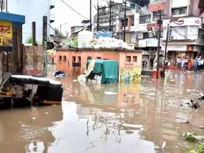 Muktainagar taluka में बादल फटने से बारिश; 15 गांवों में बाढ़ Muktainagar taluka में बादल फटने से बारिश; 15 गांवों में बाढ़