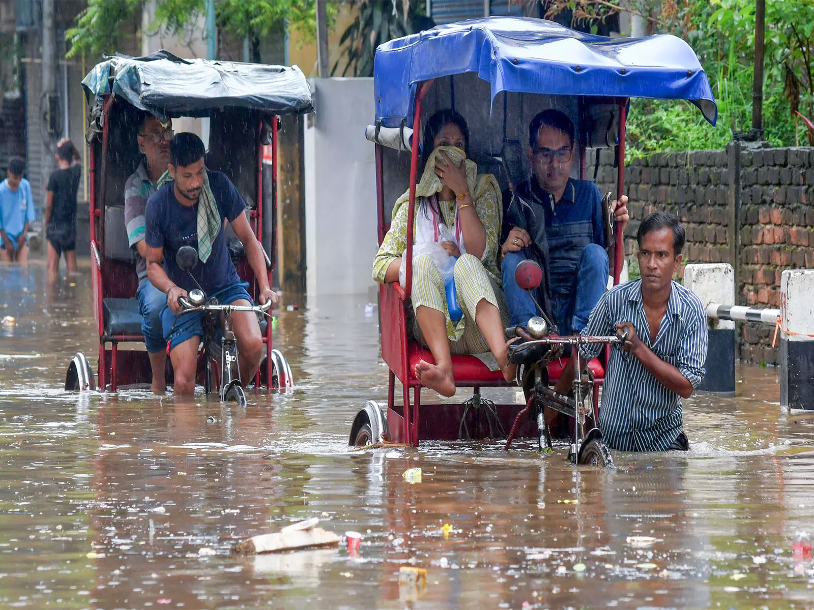 असम में भारी बारिश से भूस्खलन का खतरा बढ़ा, ASDMA ने जारी की एडवाइजरी असम में भारी बारिश से भूस्खलन का खतरा बढ़ा, ASDMA ने जारी की एडवाइजरी