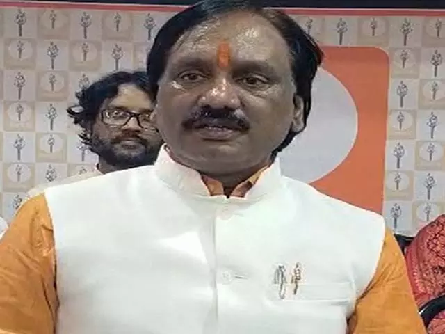 महाराष्ट्र के दूसरे शहरों की तरह मराठवाड़ा का भी हो विकास: अंबादास दानवे महाराष्ट्र के दूसरे शहरों की तरह मराठवाड़ा का भी हो विकास: अंबादास दानवे