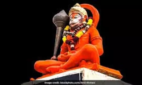 Mangalwar Ke Upay: इस उपाय से पाएं हनुमानजी की कृपा