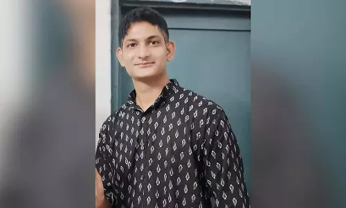 Maharashtra : लापता नौसेना अधिकारी सूरजसिंह चौहान माथेरान ट्रेक के पास मृत पाए गए Maharashtra : लापता नौसेना अधिकारी सूरजसिंह चौहान माथेरान ट्रेक के पास मृत पाए गए