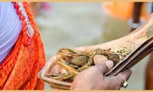Pitru paksha2025: पितृ पक्ष में किया गया ये दान आपके पितरों को दिला सकता है मोक्ष और आपको मिल सकती है स्वर्ग की सीढ़ी Pitru paksha2025: पितृ पक्ष में किया गया ये दान आपके पितरों को दिला सकता है मोक्ष और आपको मिल सकती है स्वर्ग की सीढ़ी