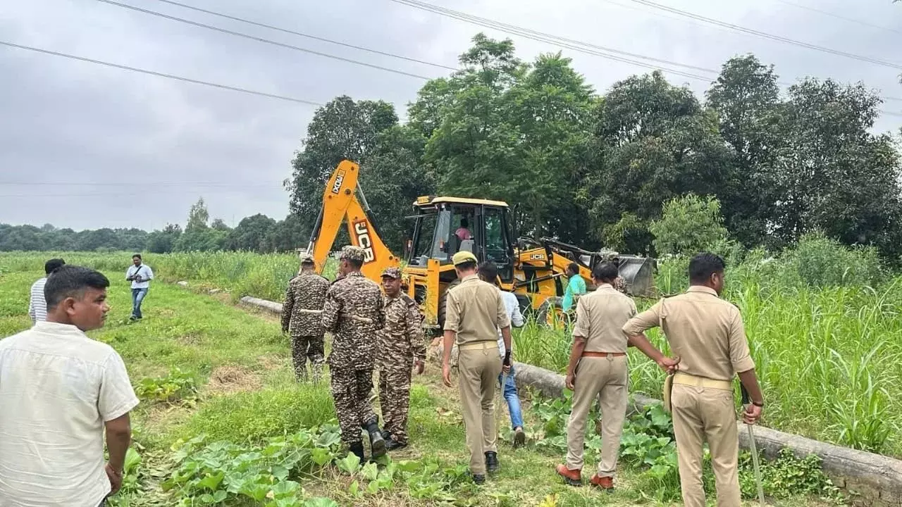 Lucknow: विकास प्राधिकरण की बड़ी कार्रवाई, कब्जे खाली कराए Lucknow: विकास प्राधिकरण की बड़ी कार्रवाई, कब्जे खाली कराए
