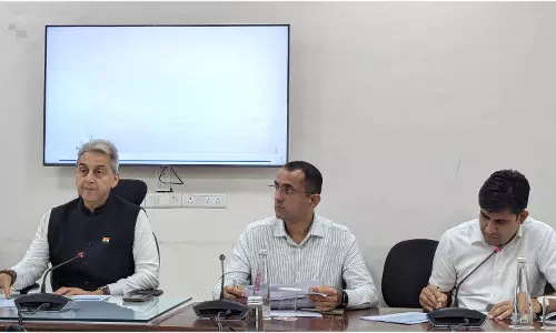 Jaipur: राज्य में निवेश को बढ़ावा देने हेतु एमओयू कार्यान्वयन की प्रगति की समीक्षा Jaipur: राज्य में निवेश को बढ़ावा देने हेतु एमओयू कार्यान्वयन की प्रगति की समीक्षा