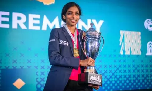 खेल में वैशाली और आनंदकुमार की ऐतिहासिक उपलब्धियां, राजनेताओं ने की सराहना